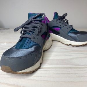 Nike Air Huarache Run Sneakers